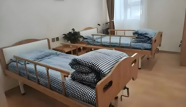 恶父慈母